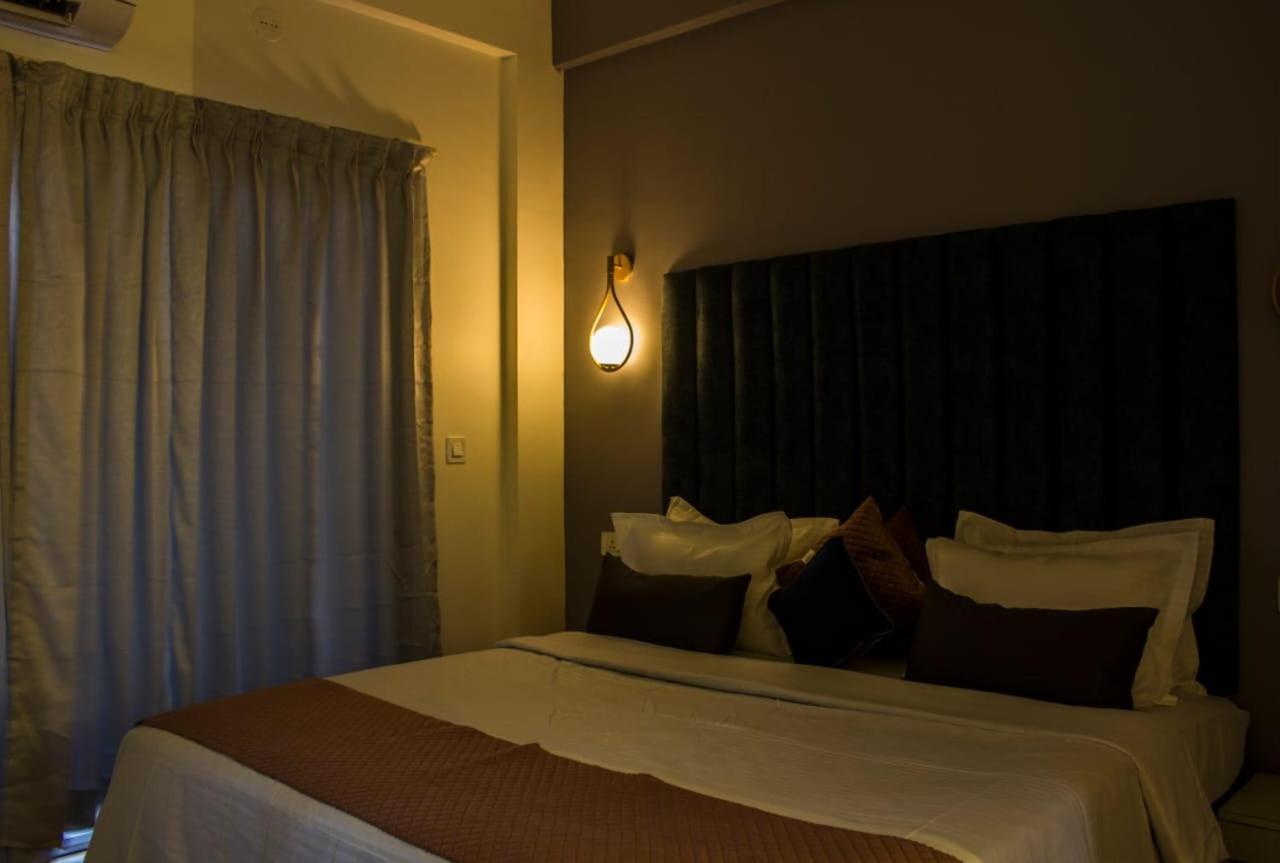 The Me Ra Kee House Hotel Morjim Exterior photo