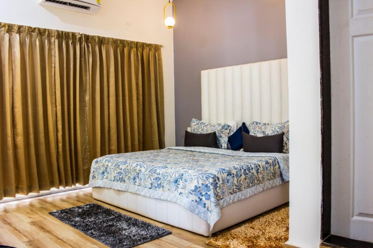 The Me Ra Kee House Hotel Morjim Exterior photo